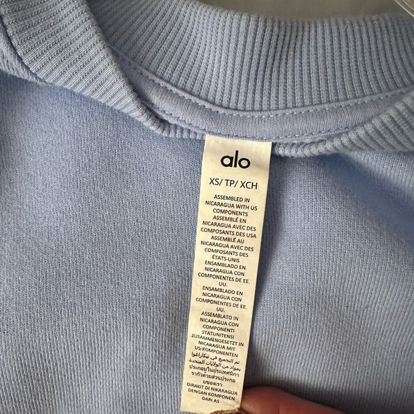 Alo Accolade Seashell Blue Crew Neck Sweatshirt - Picture 4 of 5